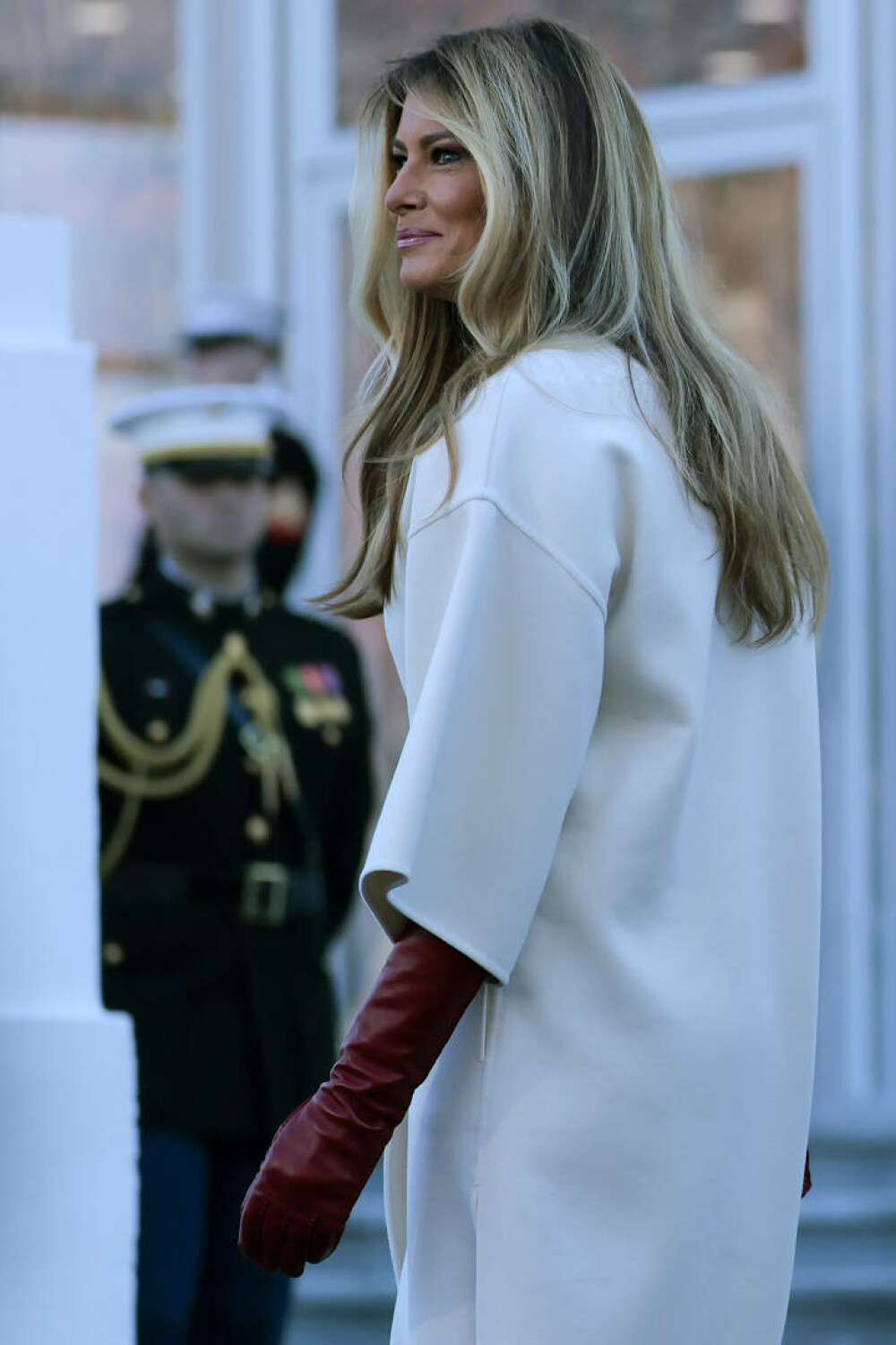 Melania Trump, apariție remarcabilă la brațul lui Donald Trump, de Ziua Recunoștinței. Ce ținută a purtat. GALERIE FOTO - Imaginea 1