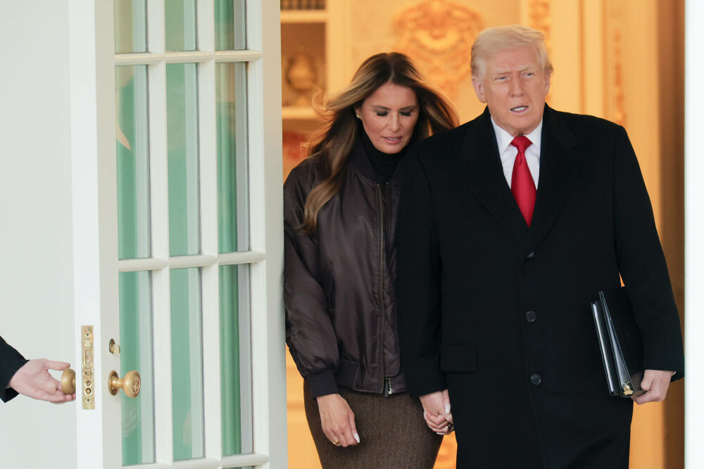Melania Trump, apariție remarcabilă la brațul lui Donald Trump, de Ziua Recunoștinței. Ce ținută a purtat. GALERIE FOTO - Imaginea 16