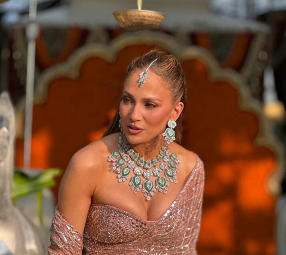 Jennifer Lopez, apariție îndrăzneață la o nuntă din India. Suma pentru care a cântat. FOTO&VIDEO - Imaginea 42