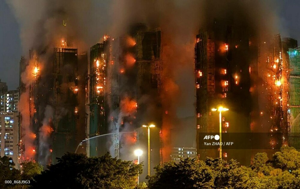 Incendiu puternic la un complex de blocuri turn din Hong Kong. Cel puțin 36 de persoane au murit, iar alte 279, dispărute - Imaginea 7