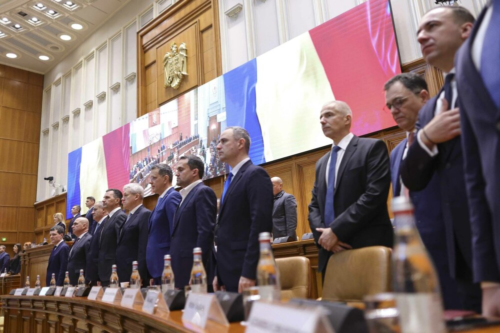 Nicușor Dan, în Parlament: ”Trebuie să recâștigăm încrederea cetățenilor, și asta este corelată cu lupta împotriva corupției” - Imaginea 2