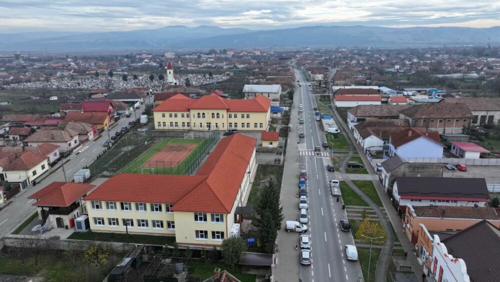 Marius Pintea, directorul anului pentru inovare. A transformat liceul din Teiuș într-un hub cu realitate augmentată și cloud - Imaginea 6