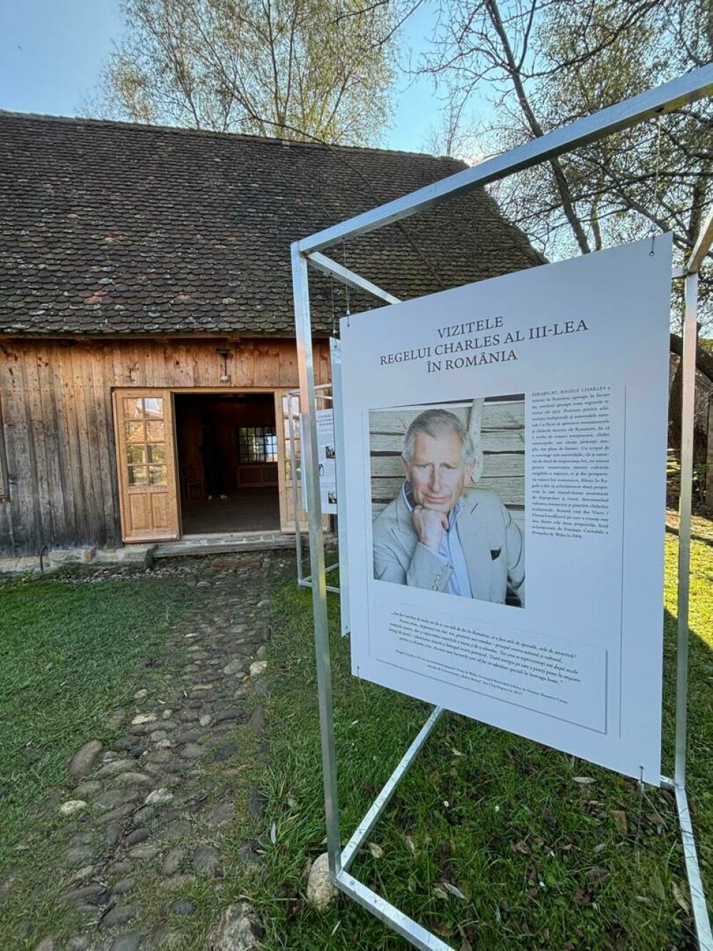 Caroline Fernolend, salvatoarea satului Viscri. De trei decenii protejează patrimoniul și atrage turiști din întreaga lume - Imaginea 7