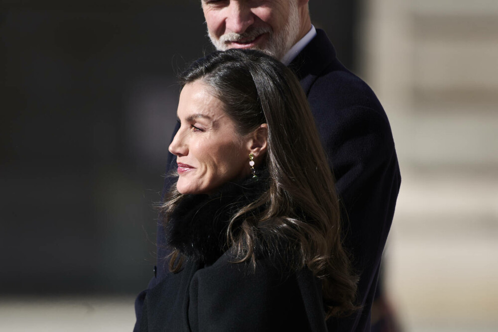 Regina Letizia a Spaniei, un simbol al eleganței la cina de stat în onoarea președintelui Germaniei. GALERIE FOTO - Imaginea 2