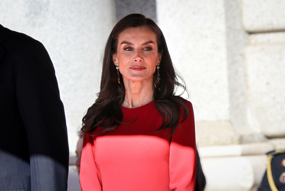 Regina Letizia a Spaniei, un simbol al eleganței la cina de stat în onoarea președintelui Germaniei. GALERIE FOTO - Imaginea 7