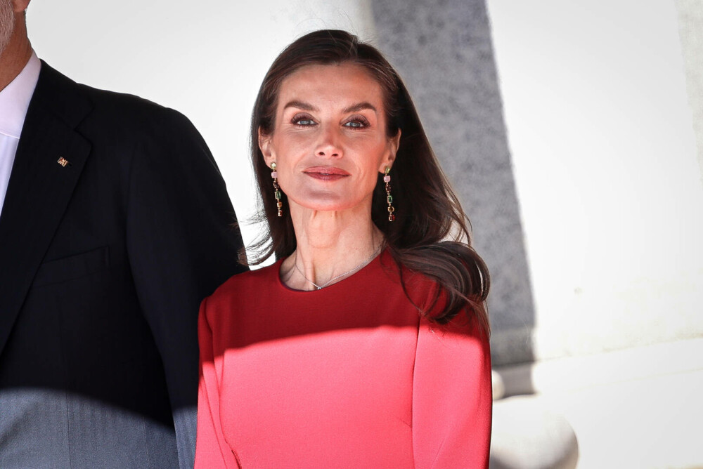 Regina Letizia a Spaniei, un simbol al eleganței la cina de stat în onoarea președintelui Germaniei. GALERIE FOTO - Imaginea 9