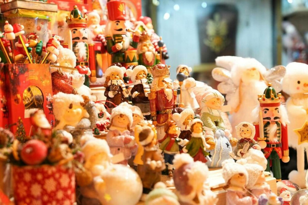 Târgul de Crăciun de la Craiova a fost desemnat cel mai frumos din Europa. A primit peste 140.000 de voturi | GALERIE FOTO - Imaginea 5