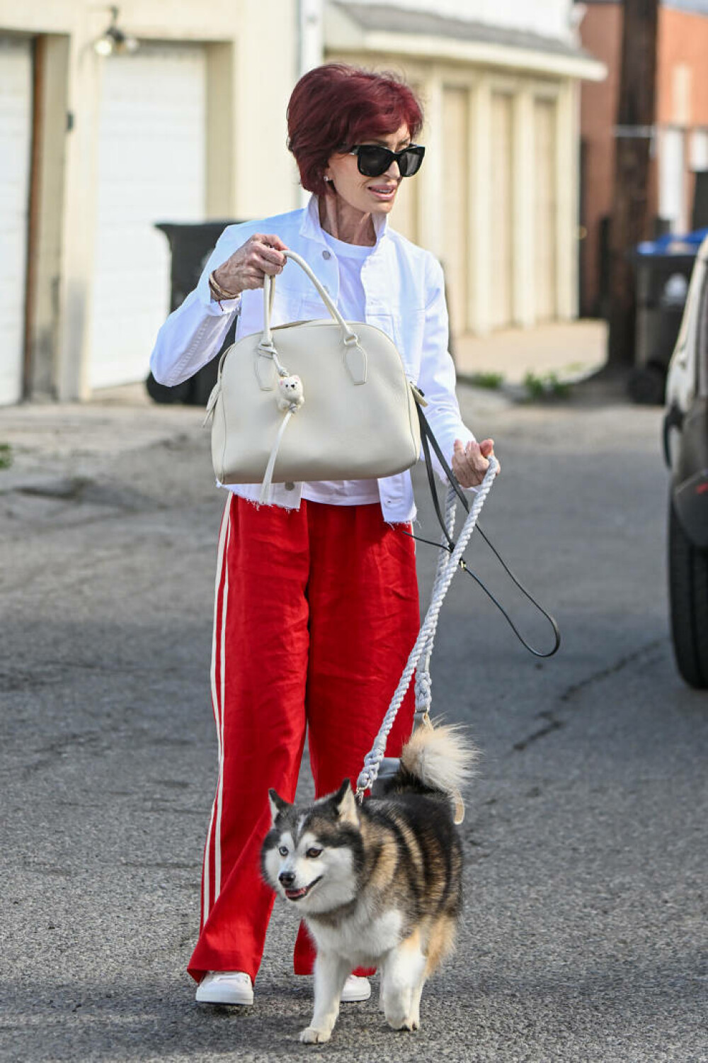 Sharon și Kelly Osbourne, prima apariție publică după moartea lui Ozzy. FOTO - Imaginea 13