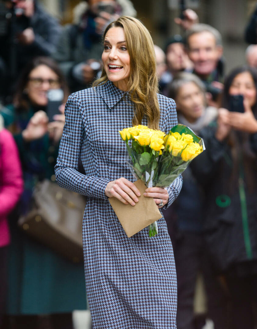 Prințesa de Wales a vizitat sediul unei organizații de caritate din Londra. Ce ținută a purtat. FOTO - Imaginea 26