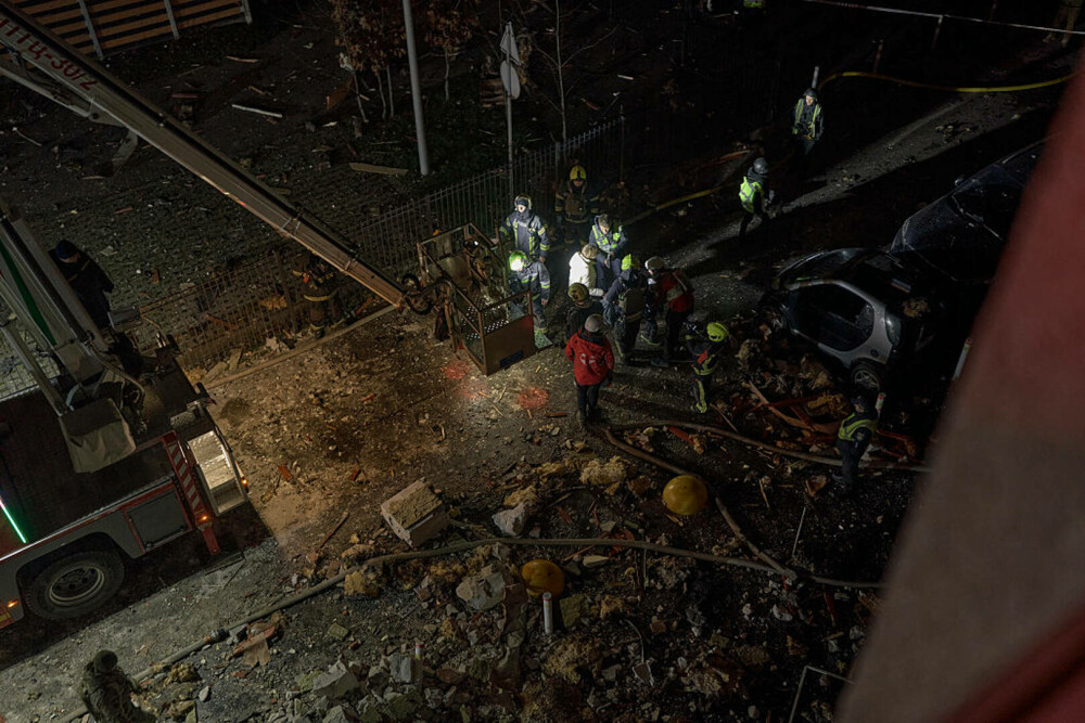 Atac rusesc cu drone și rachete asupra Kievului. O persoană a fost ucisă, iar alte șapte sunt rănite. GALERIE FOTO - Imaginea 1