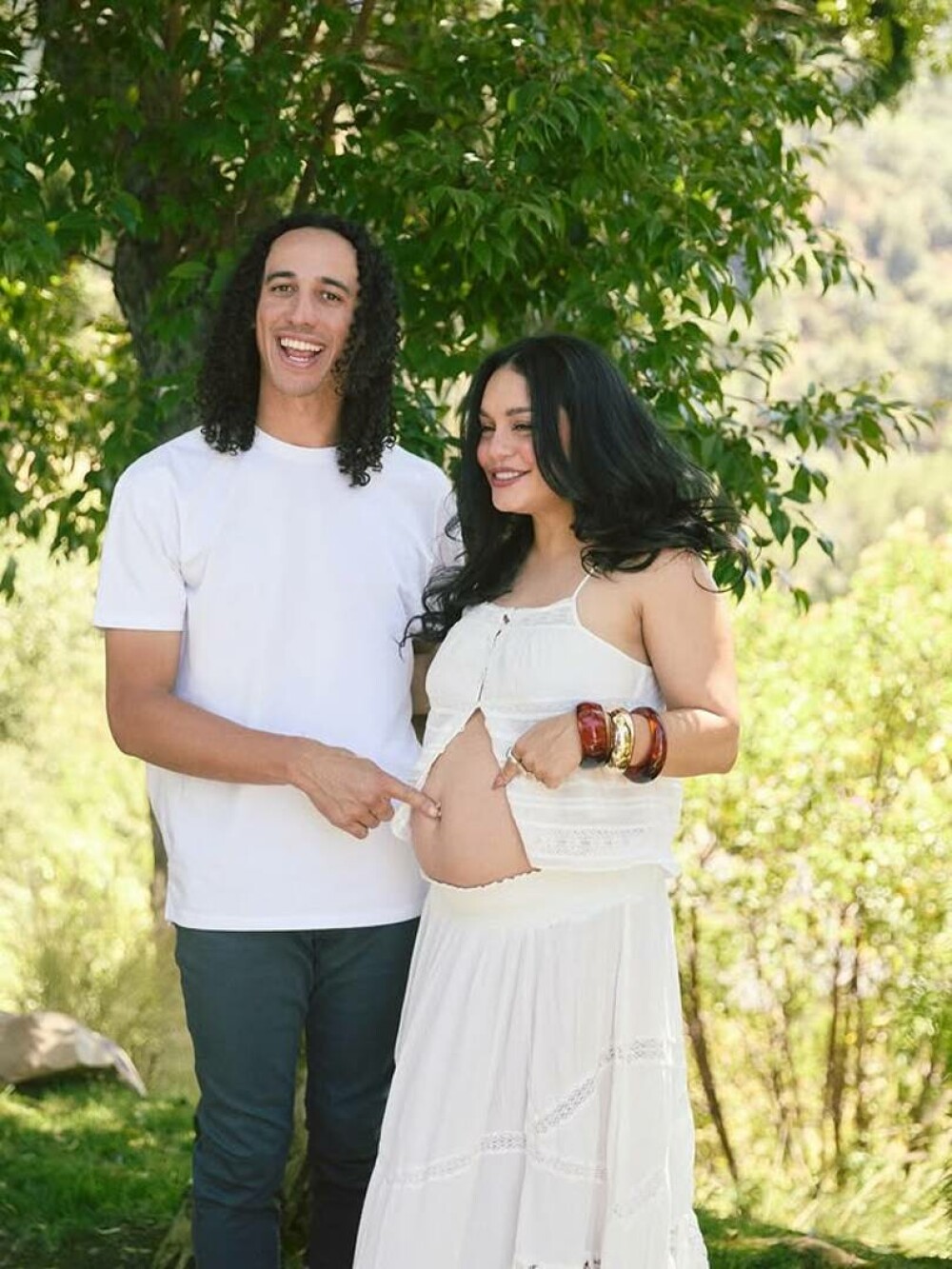 Vanessa Hudgens și Cole Tucker au devenit părinți pentru a doua oară. Mesajul postat pe Instagram | GALERIE FOTO - Imaginea 7