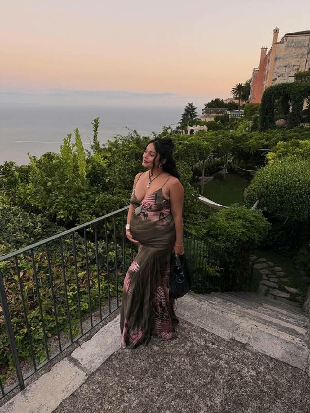 Vanessa Hudgens și Cole Tucker au devenit părinți pentru a doua oară. Mesajul postat pe Instagram | GALERIE FOTO - Imaginea 14