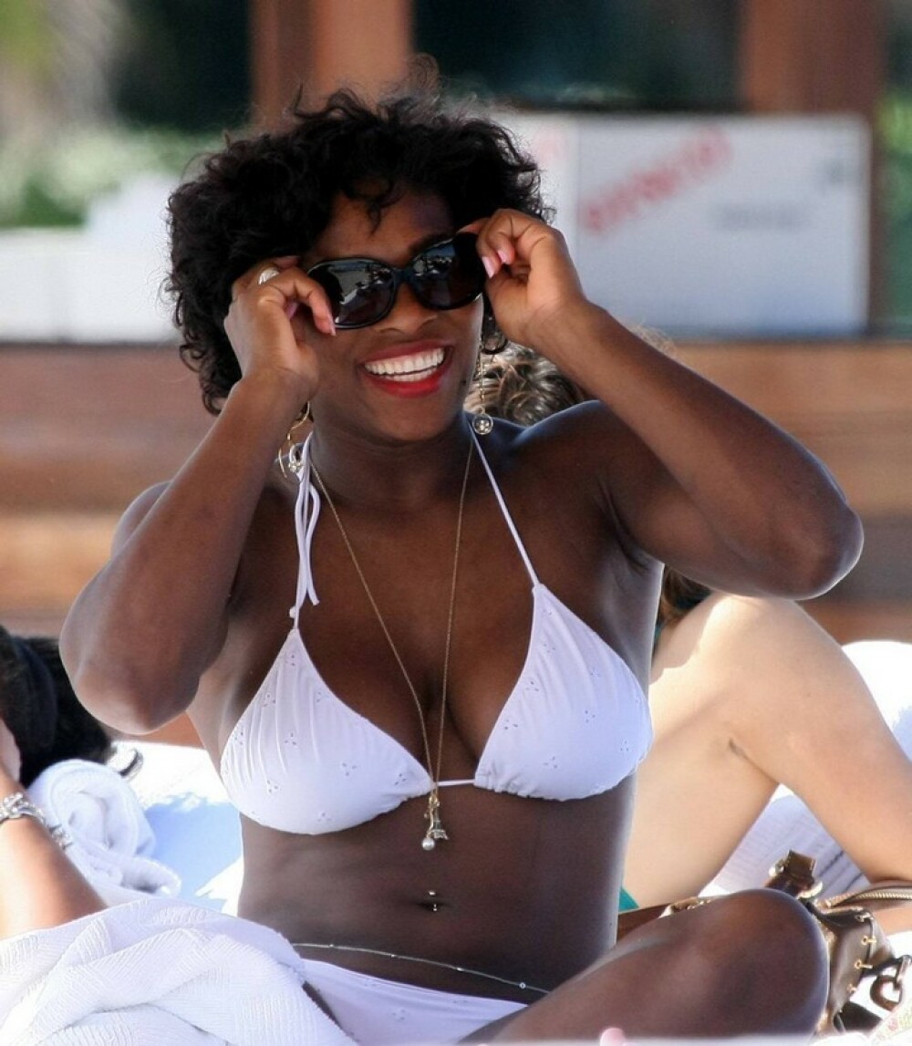 Serena Williams, in chilotei pe plaja - Imaginea 3