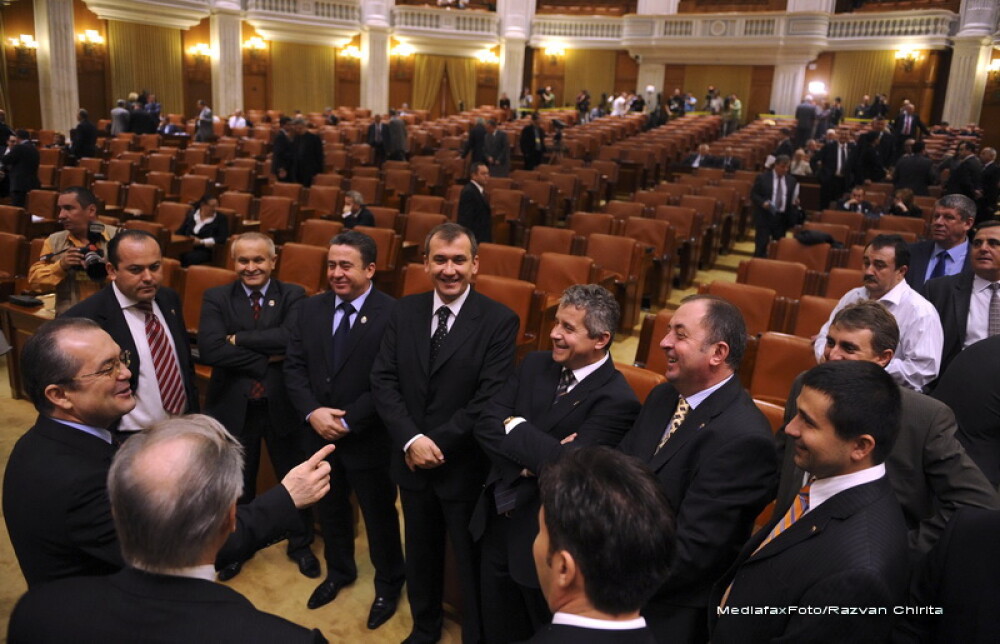 Traian Basescu: Pot dizolva Parlamentul si daca pierd alegerile! - Imaginea 8