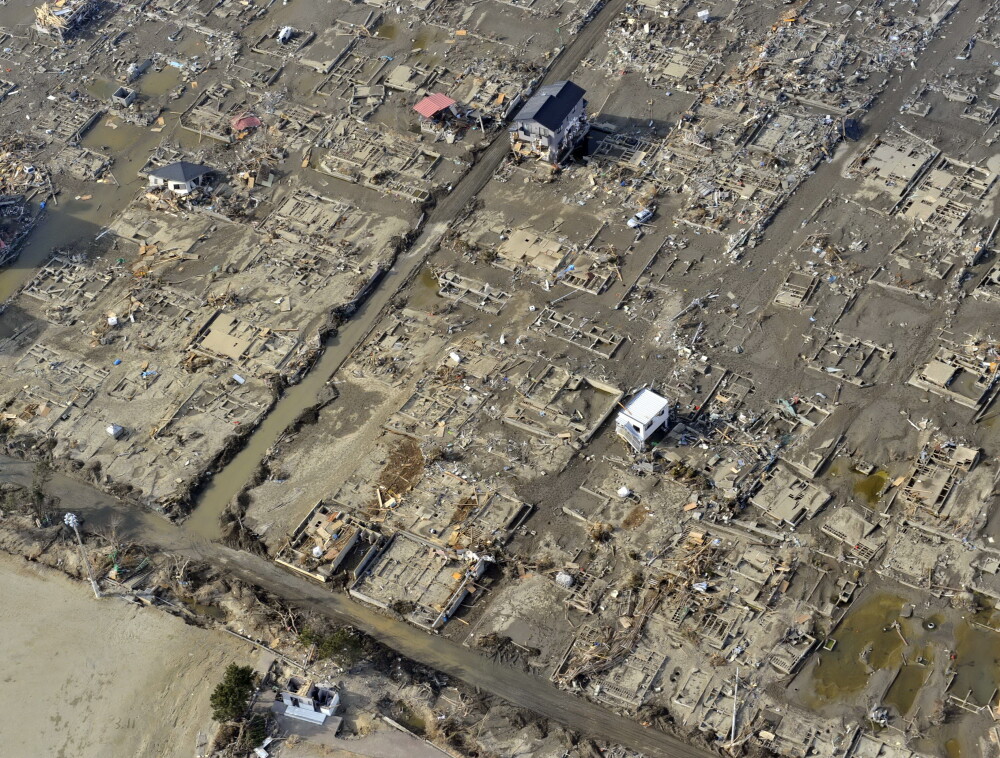 Planeta se inclina in fata unui fenomen. Cum arata Japonia la 6 luni de la tsunami - Imaginea 4