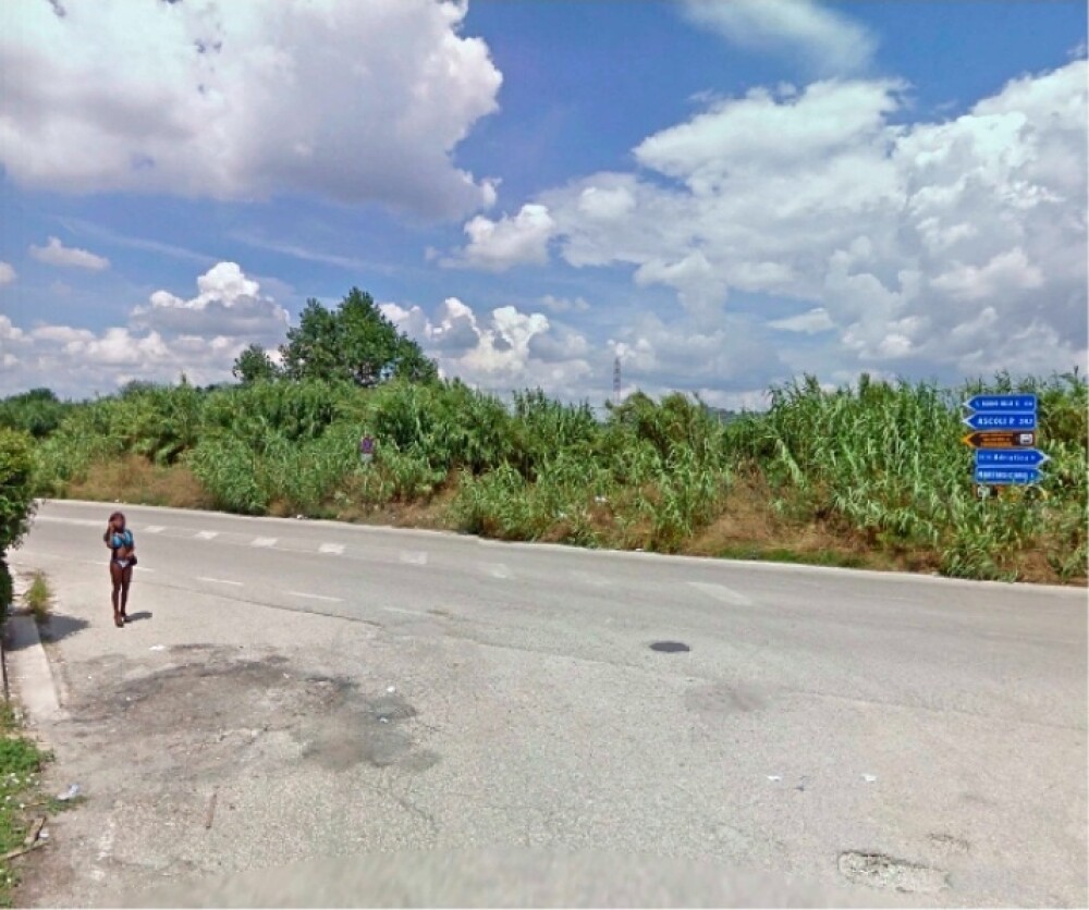 Cartea prostituatelor de la marginea drumurilor din Romania, facuta cu Google Maps. FOTO - Imaginea 4