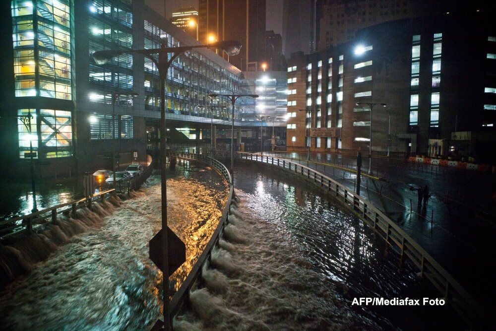 Uraganul Sandy: 40 de victime in New York. Autoritati: orasul ar putea fi INVADAT de sobolani - Imaginea 29