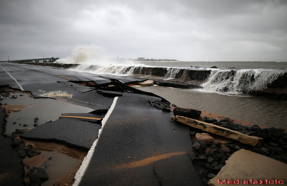 Uraganul Sandy: 40 de victime in New York. Autoritati: orasul ar putea fi INVADAT de sobolani - Imaginea 18
