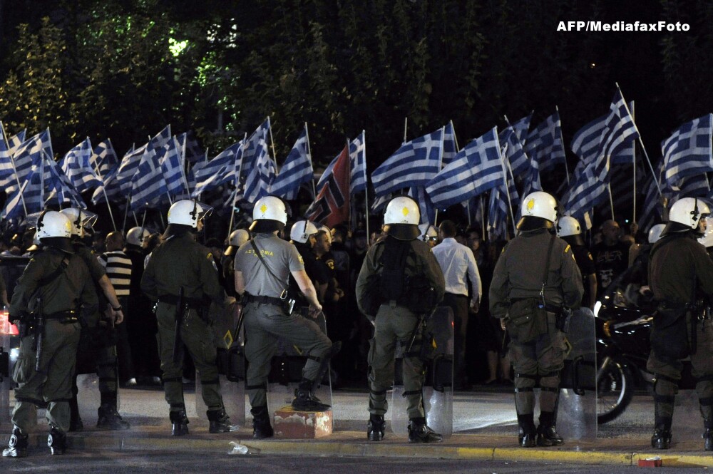 Grecia continua actiunea de reducere la tacere a partidului neonazist. Liderul Zorii Aurii, arestat - Imaginea 3