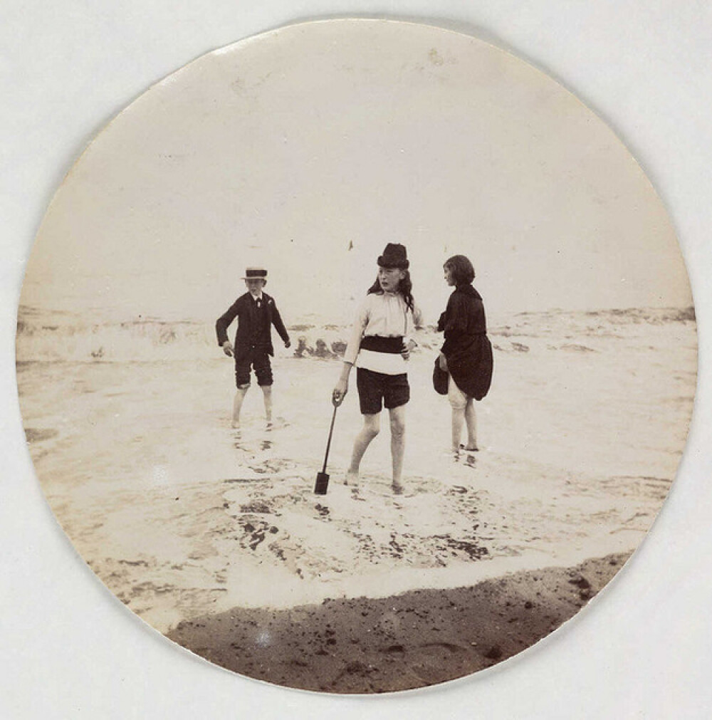 Imagini de acum 130 de ani. Primele fotografii de tip amator, realizate in 1880 - Imaginea 5