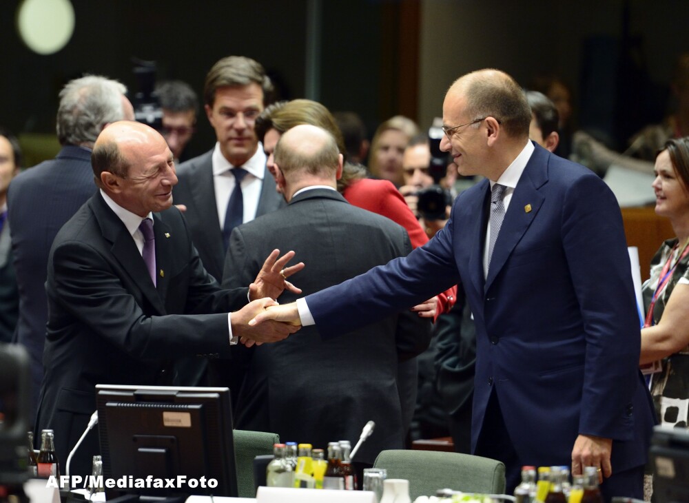 Traian Basescu, la summit-ul Consiliului European de la Bruxelles. GALERIE FOTO cu liderii UE - Imaginea 7