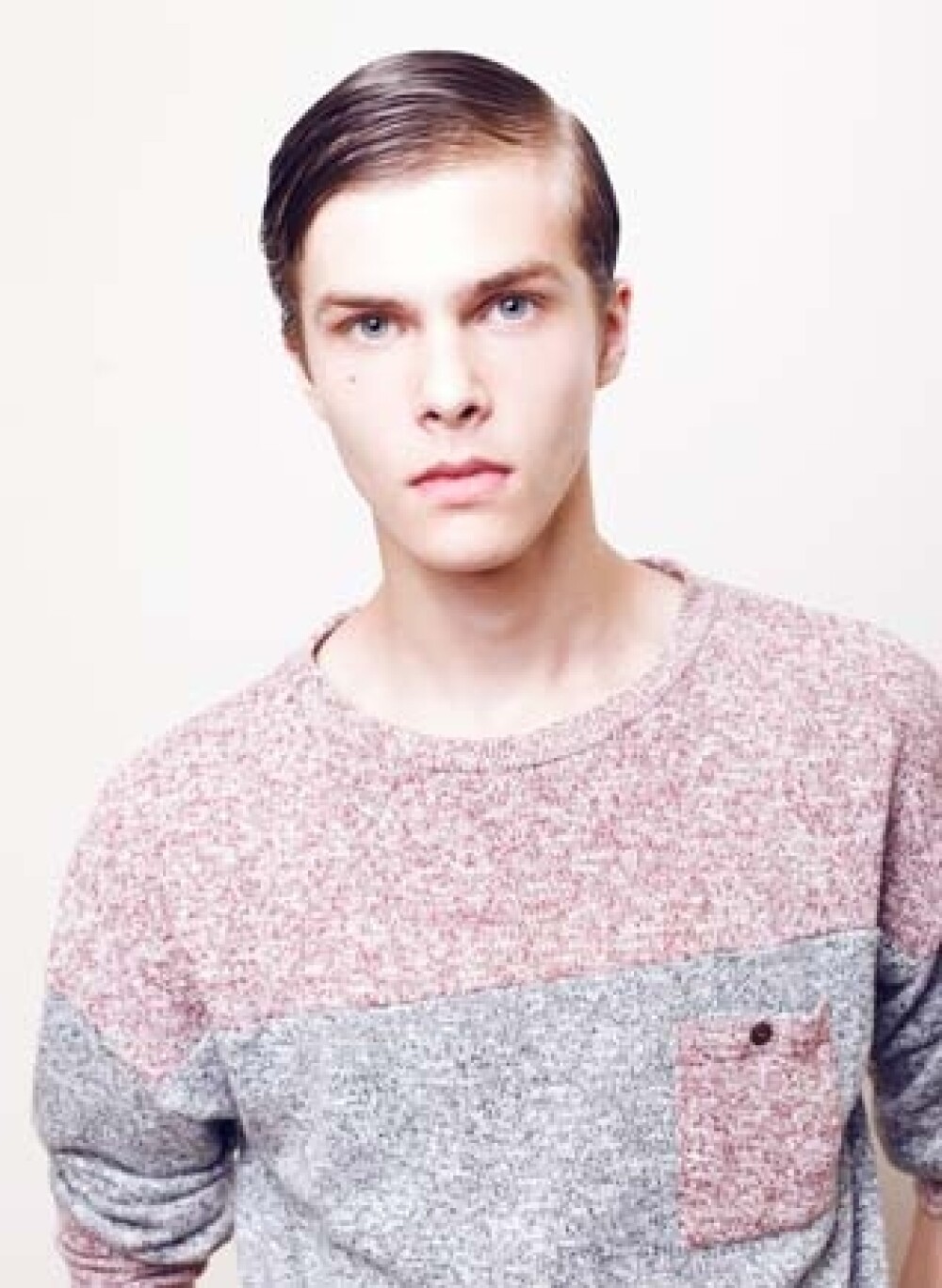 Un adolescent din Romania a fost desemnat cel mai frumos model masculin din lume. GALERIE FOTO - Imaginea 6