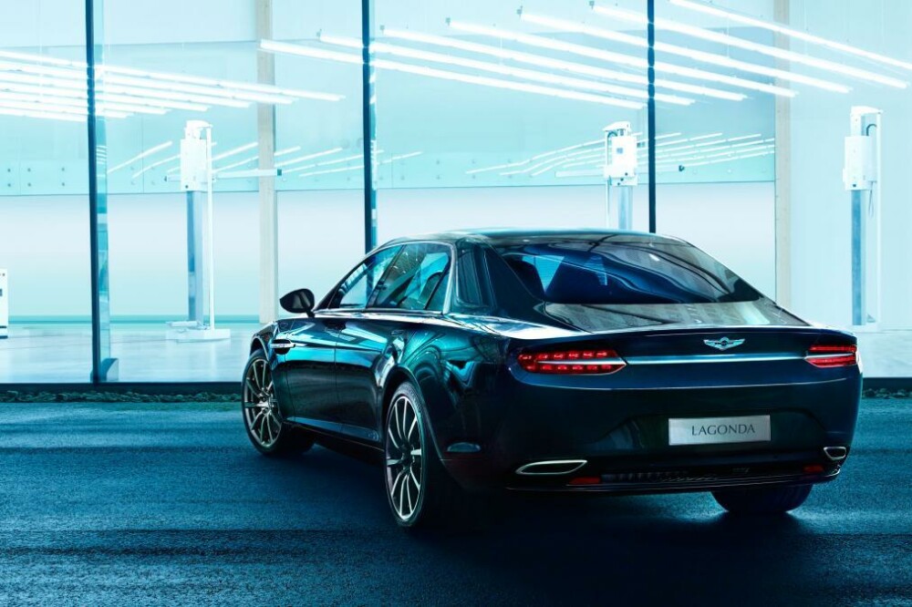 Aston Martin lanseaza in sfarsit o noua Lagonda. Cum arata modelul editie limitata, creat special pentru clientii din Orient - Imaginea 7