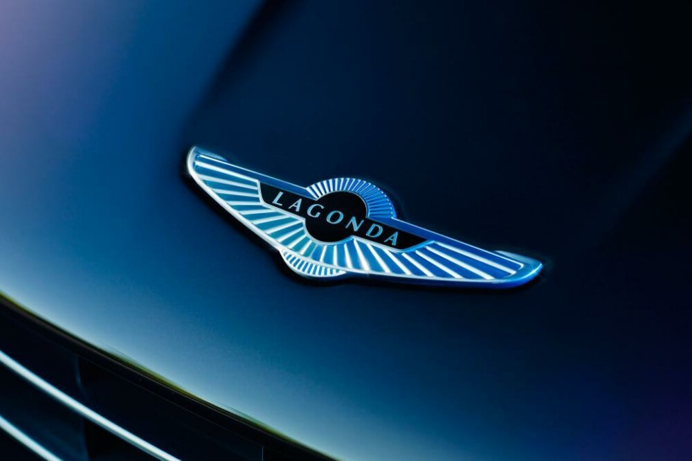 Aston Martin lanseaza in sfarsit o noua Lagonda. Cum arata modelul editie limitata, creat special pentru clientii din Orient - Imaginea 8
