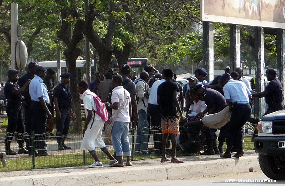 5 minute - durata unui protest in Angola, una dintre cele mai mari tari din Africa. VIDEO - Imaginea 2