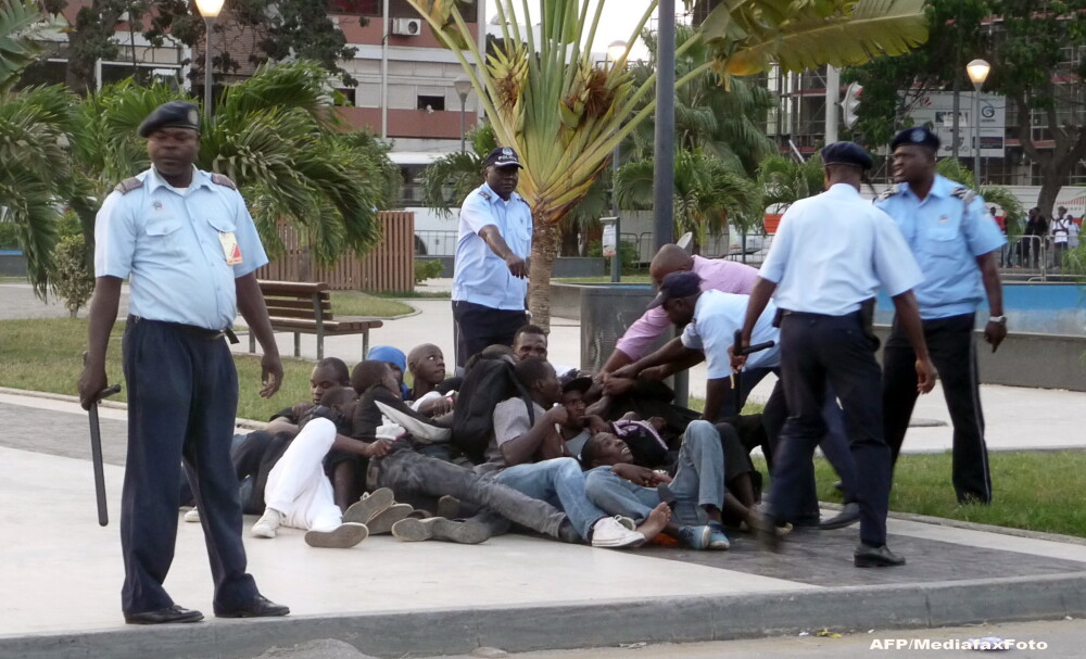 5 minute - durata unui protest in Angola, una dintre cele mai mari tari din Africa. VIDEO - Imaginea 3
