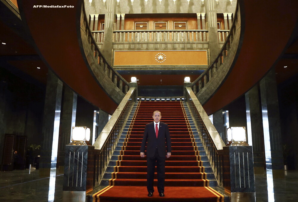 Turcia are unul dintre cele mai impunatoare palate prezidentiale din lume. A costat aproape 350 de milioane de dolari. FOTO - Imaginea 2