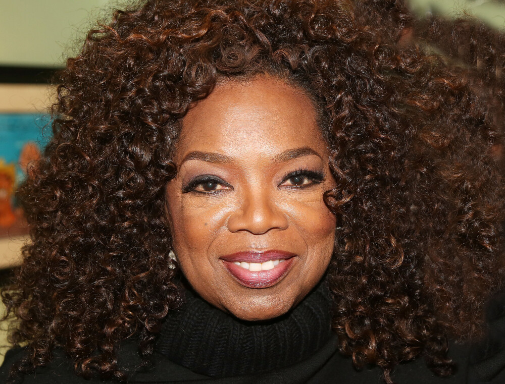 Oprah Winfrey a împlinit 70 de ani. Cum a sărbătorit vedeta de televiziune. Momente memorabile din viața ei | FOTO - Imaginea 9