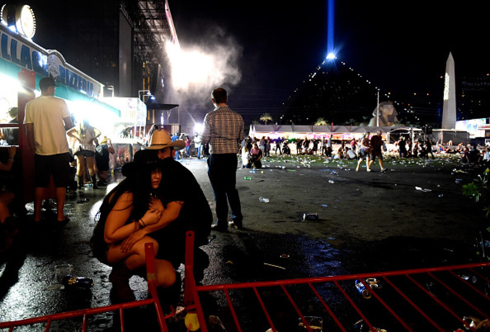 Masacrul din Las Vegas. Cele mai impresionante imagini. GALERIE FOTO - Imaginea 6