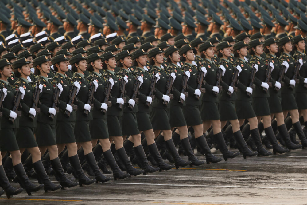 Paradă militară impresionantă la Beijing. Xi Jinping: 