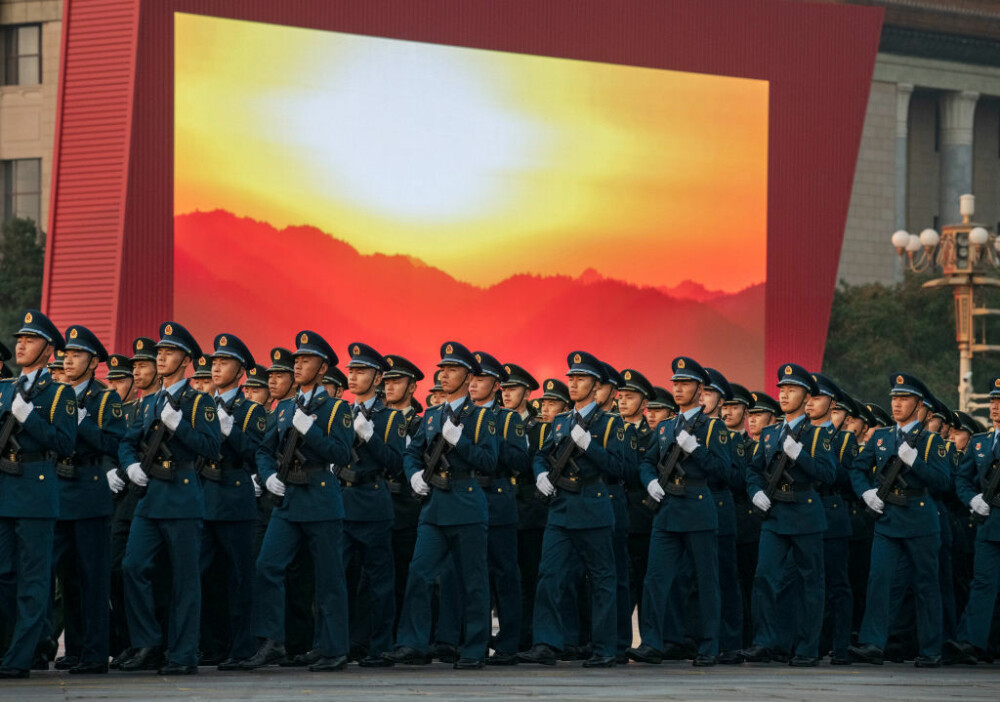 Paradă militară impresionantă la Beijing. Xi Jinping: 
