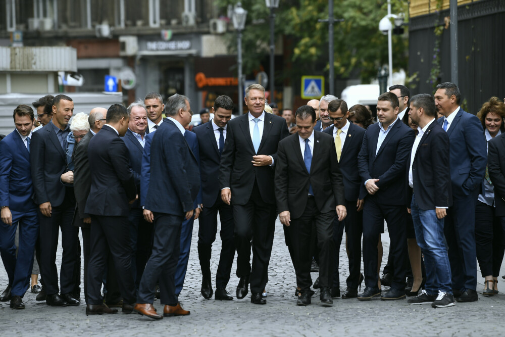 Surse: Întâlnire între Iohannis și liderii partidelor, înaintea desemnării noului premier - Imaginea 3