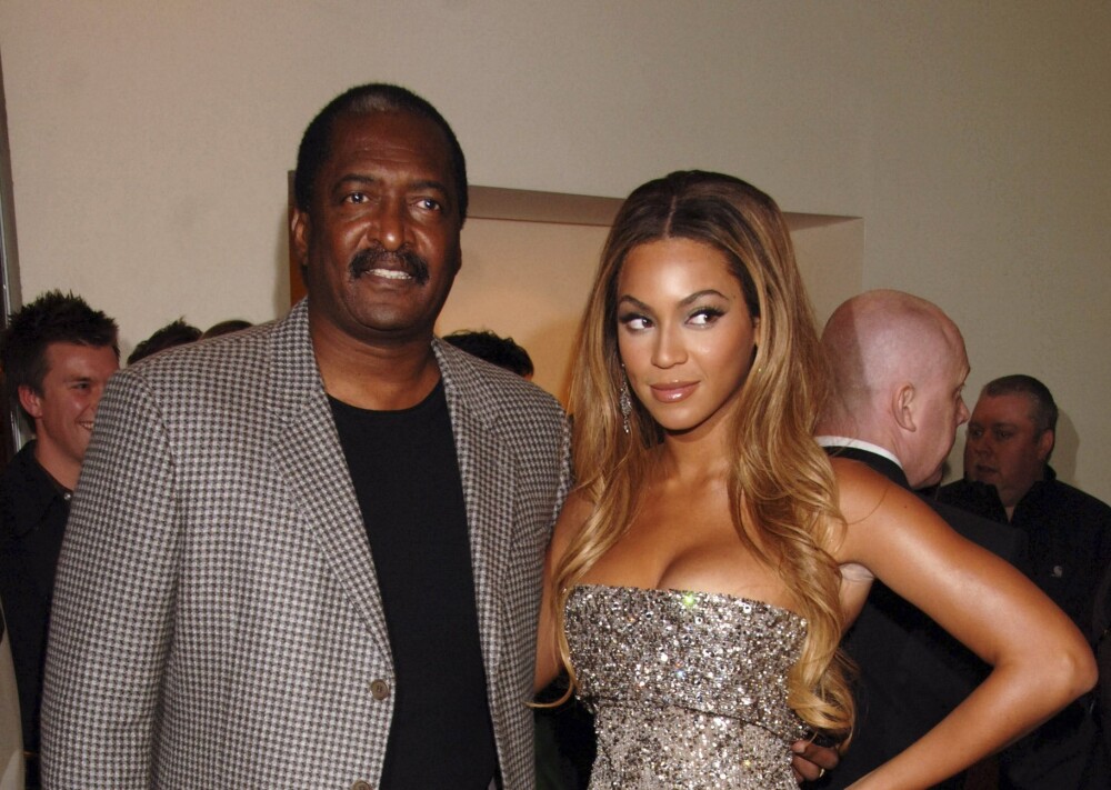 Veste cruntă primită de Beyonce. Tatăl ei a dezvăluit că suferă de cancer la sân - Imaginea 1