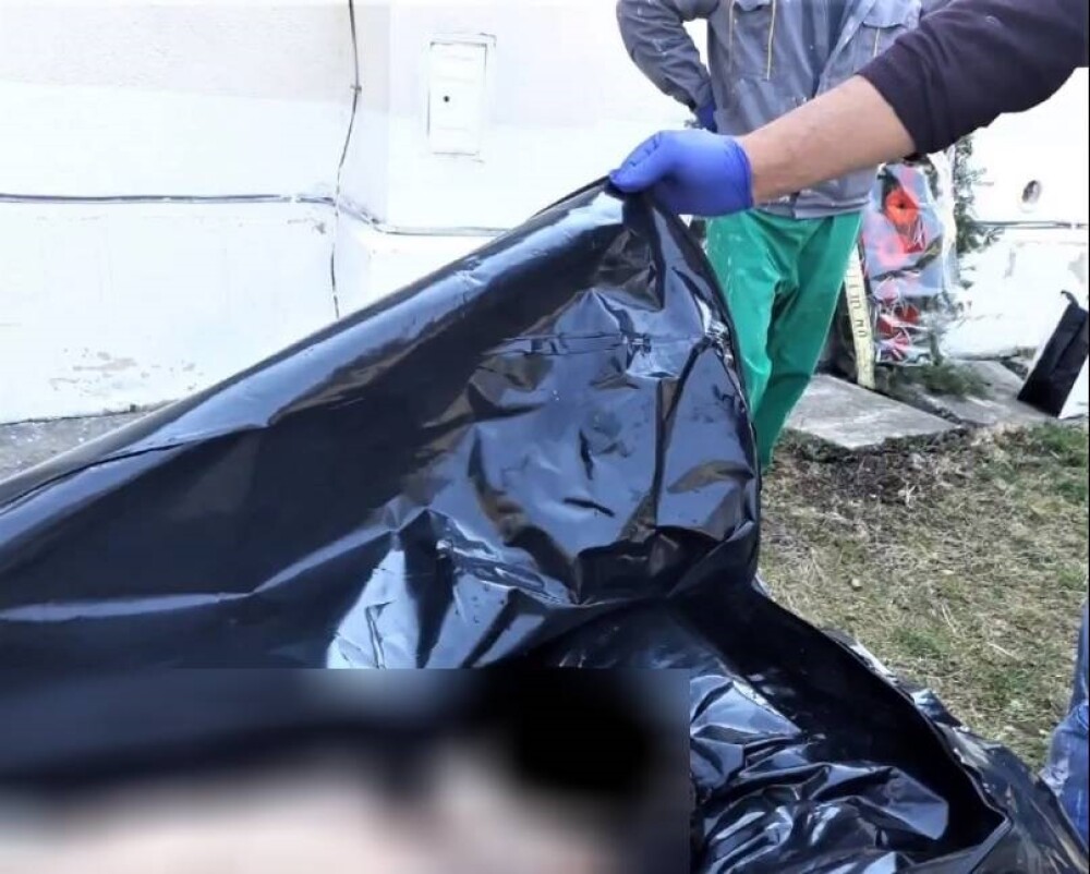 Imagini teribile la Brașov: cum a fost îngropat un pacient. Poliția face anchetă - Imaginea 3