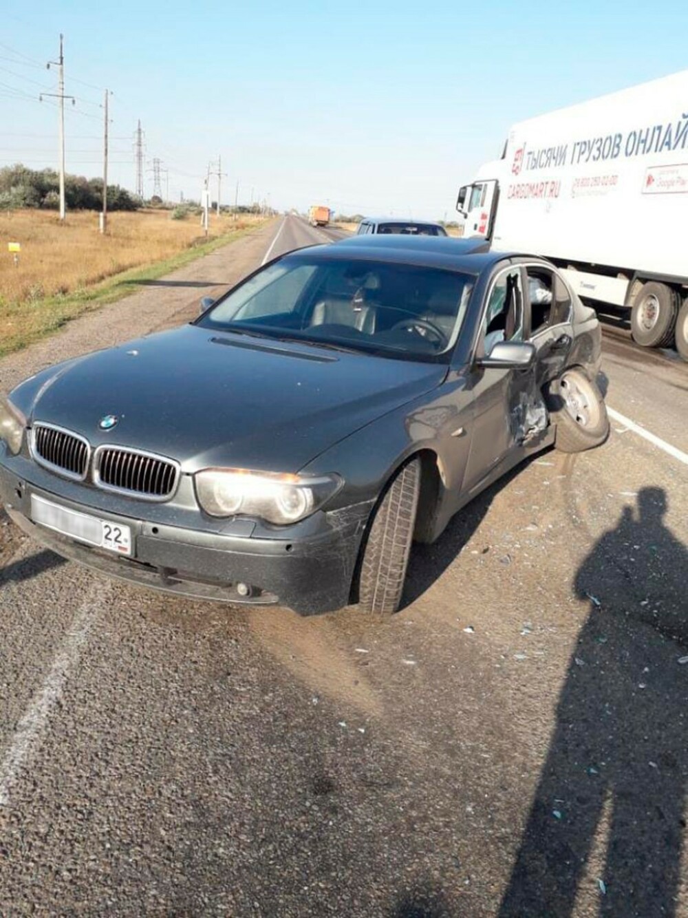 Polițiștii ajunși la un accident au rămas uimiți când au văzut cine era la volan - Imaginea 2