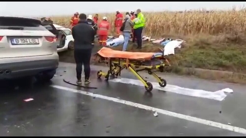 Patru morți și doi răniți după ce un Opel a fost spulberat de un SUV Jaguar, în Iași. VIDEO - Imaginea 7