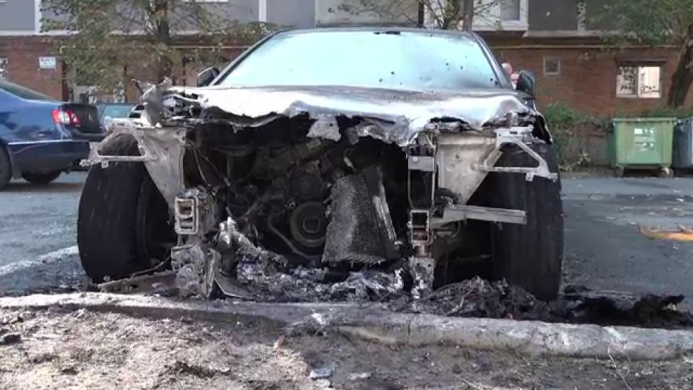 Mai multe mașini incendiate în Arad, inclusiv a unui fost polițist. Ce cred anchetatorii - Imaginea 3