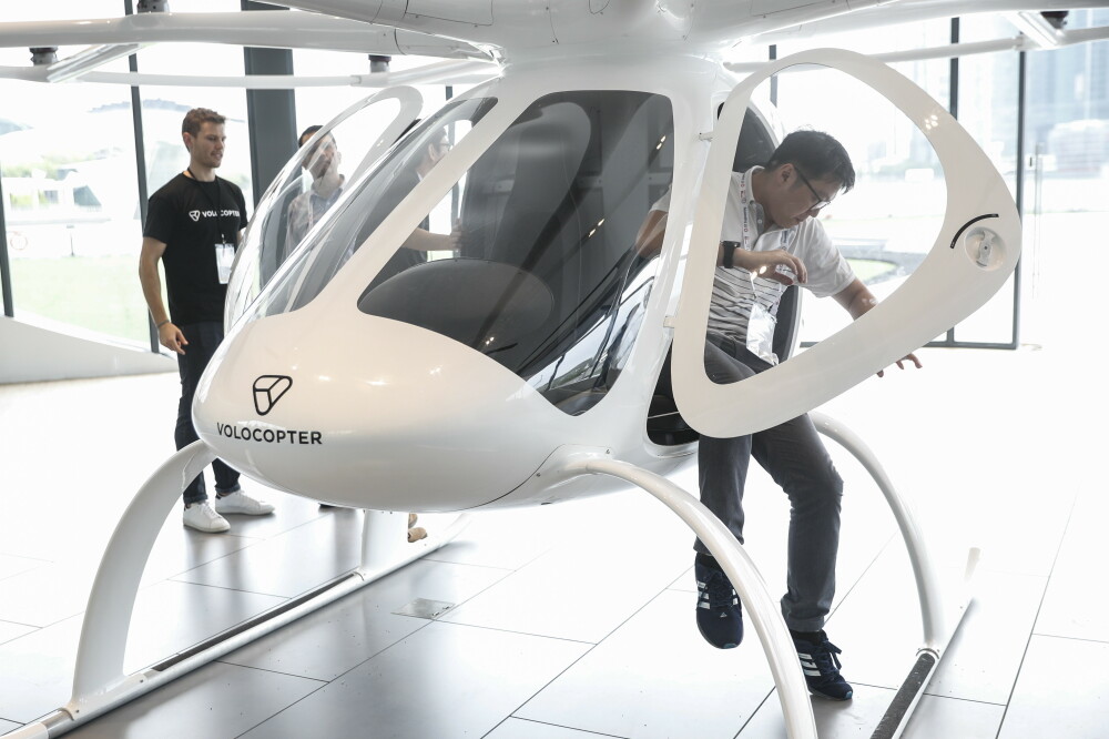 Cum arată prototipul primului taxi aerian. Ar putea fi lansat în 2021. FOTO - Imaginea 1