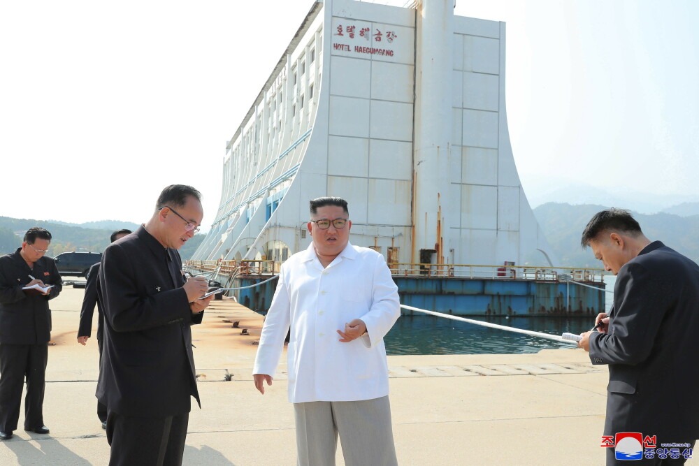 Kim Jong-Un a ordonat demolarea unor clădiri 