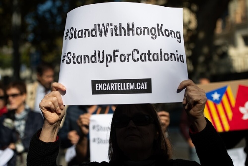 Manifestație în Hong Kong pentru susținerea independenței Cataloniei - Imaginea 6