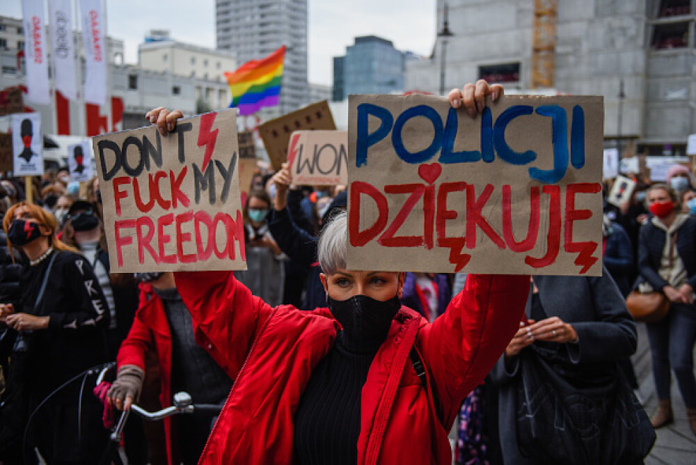 Greve ale femeilor din Polonia, în semn de protest față de înăsprirea legislaţiei privind avortul. GALERIE FOTO - Imaginea 8