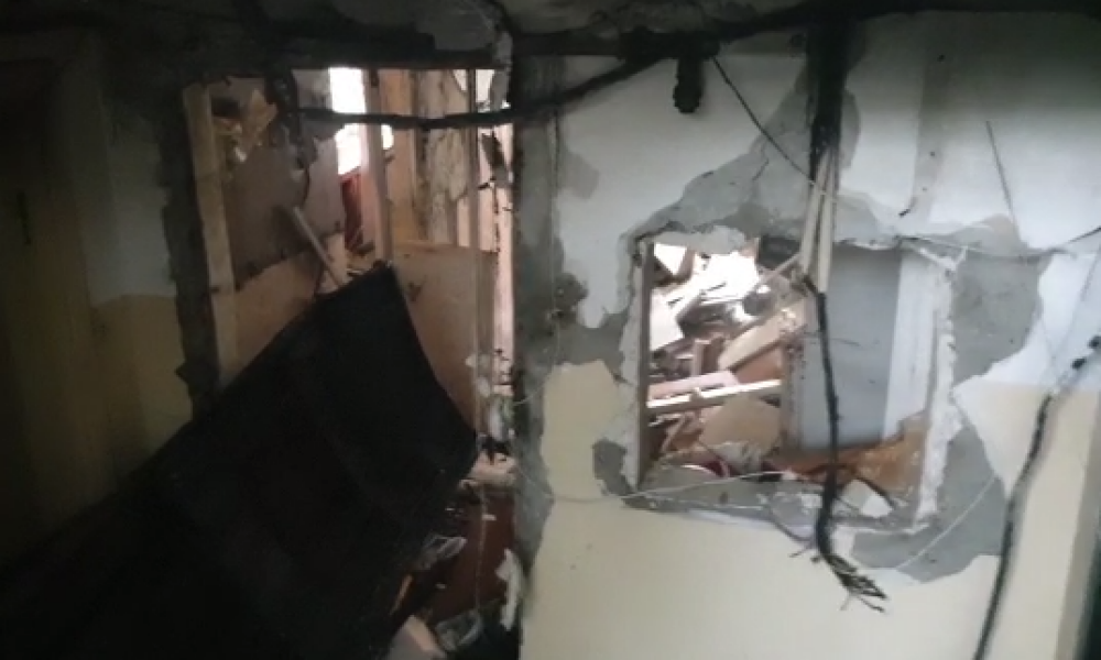 Explozie într-un apartament din municipiul Galați. Cinci persoane au fost rănite, iar locatarii, evacuați - Imaginea 2