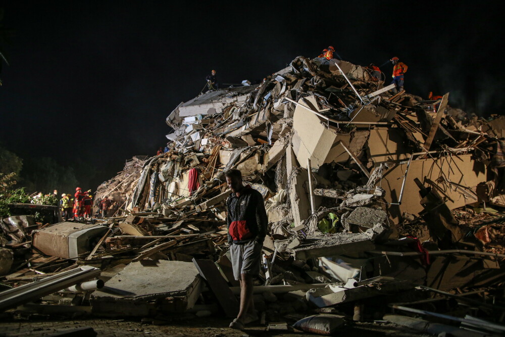 Cutremurul din Turcia a avut peste 500 de replici. Bilanțul ajunge la 49 de morți și 900 de răniți - Imaginea 4