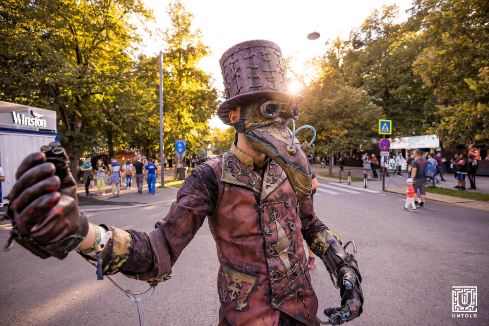 Inspiră-te pentru costumul de Halloween de la UNTOLD. GALERIE FOTO - Imaginea 21