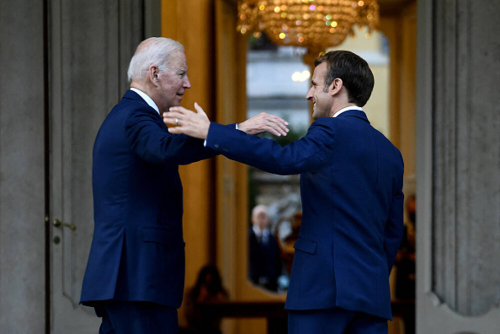 Summit cu surprize la Roma. Joe Biden, îmbrățișări și zâmbete cu Emmanuel Macron, după scandalul submarinelor - Imaginea 7