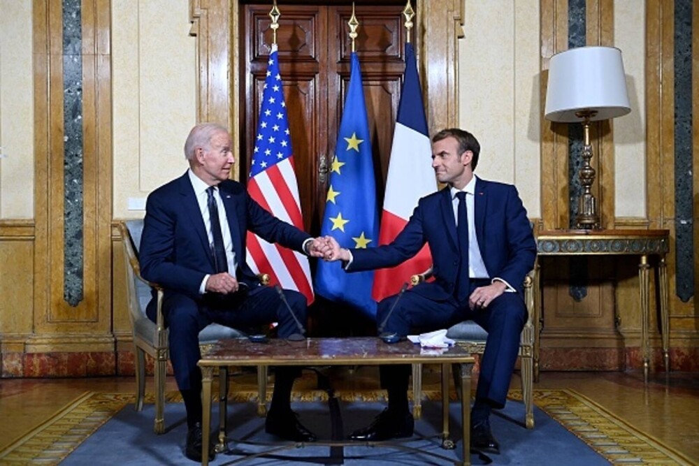 Summit cu surprize la Roma. Joe Biden, îmbrățișări și zâmbete cu Emmanuel Macron, după scandalul submarinelor - Imaginea 8